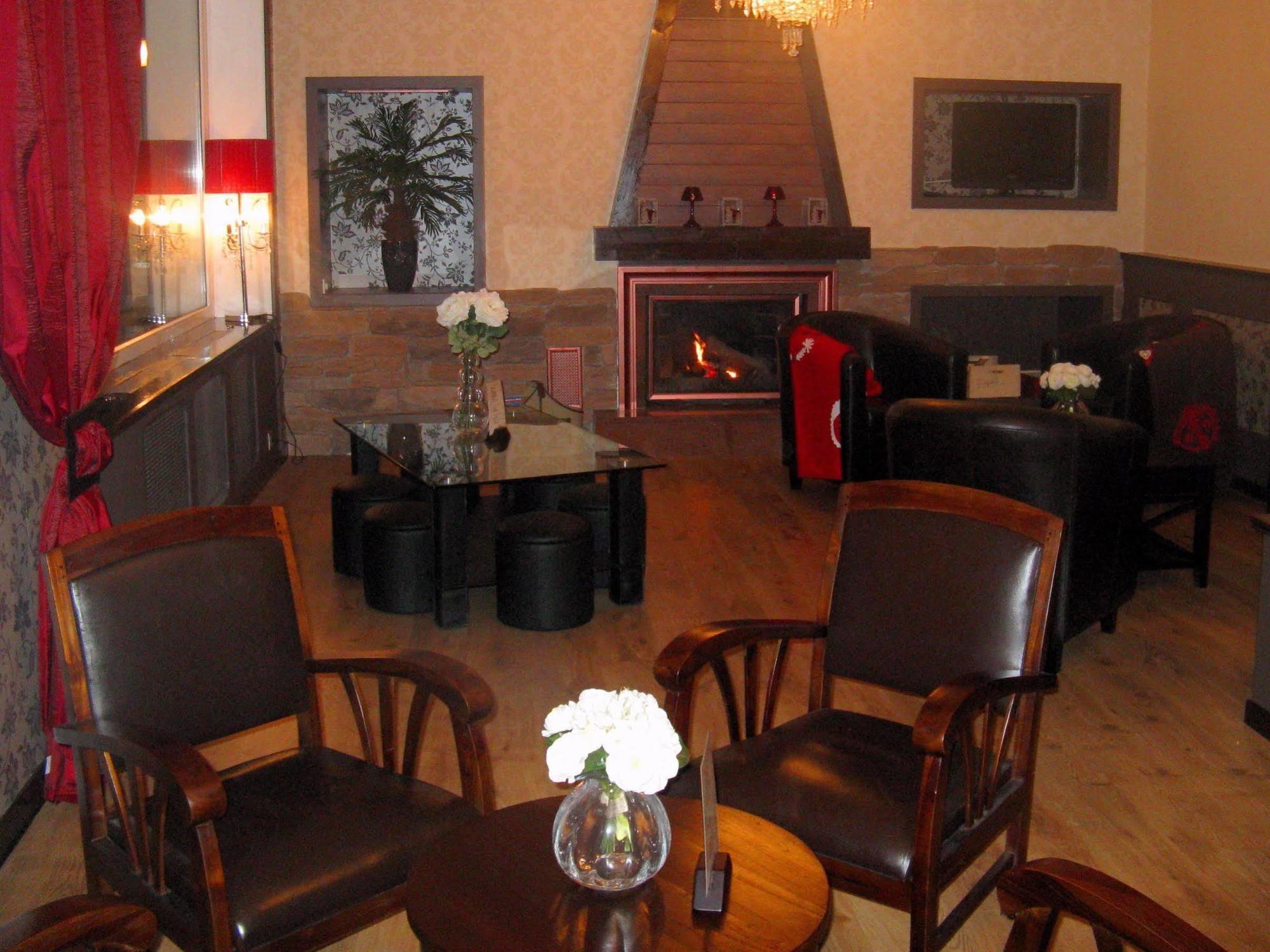 Logis Hotel Des Bains Gérardmer Exteriör bild